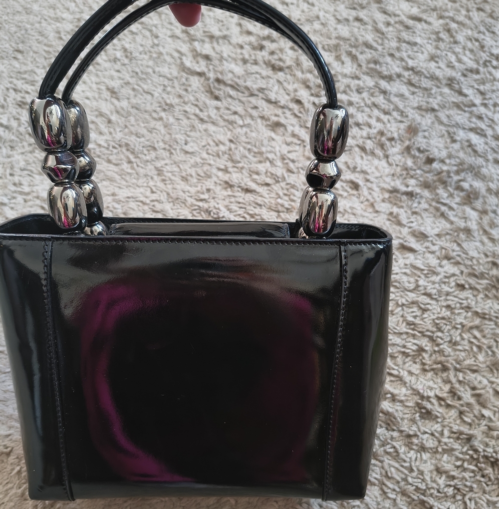 TRADED Christian Dior Black Patent Leather Maris Beaded Handle Satchel - Picture 2 of 11